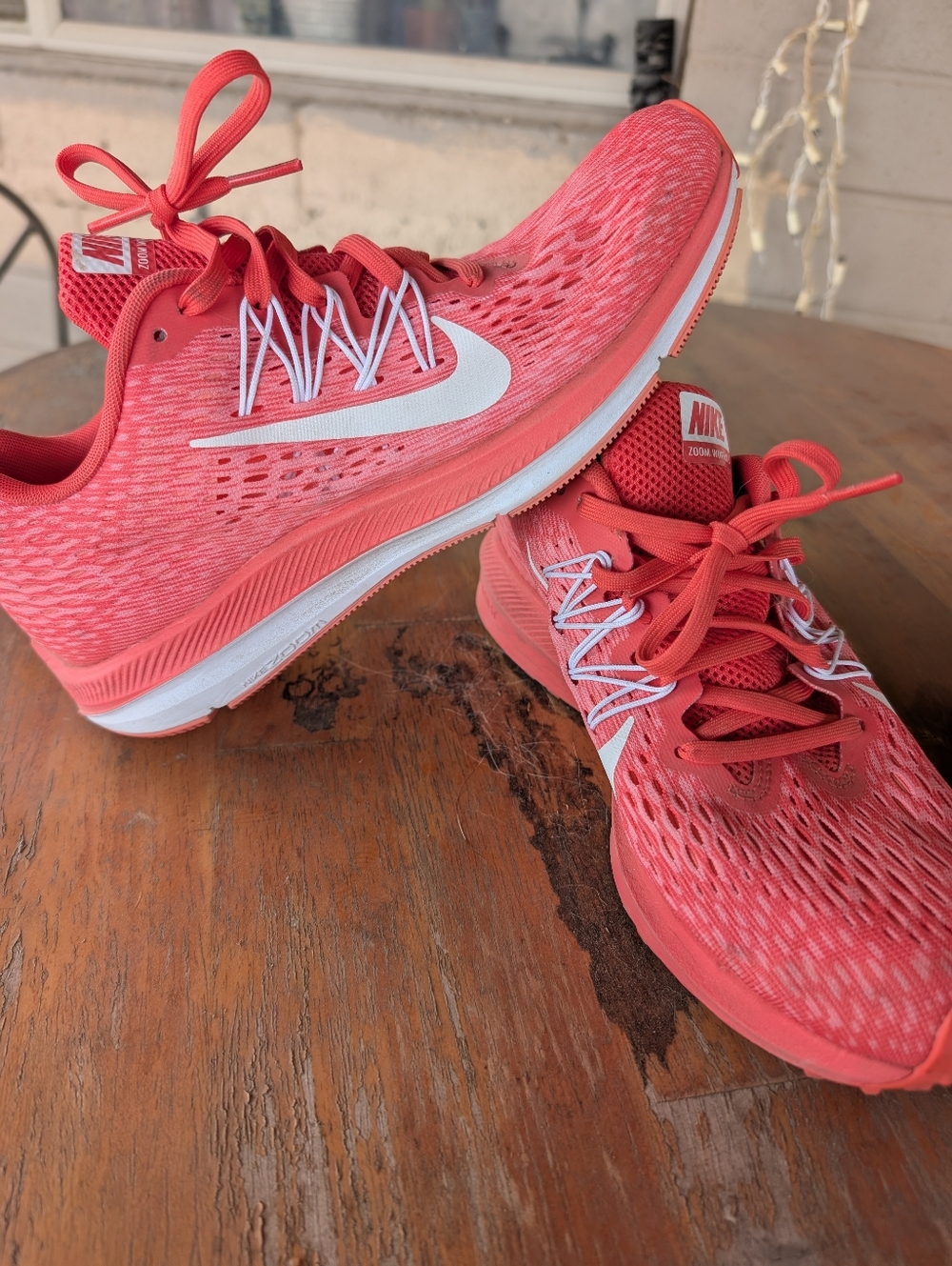 Nike Women’s Coral-Pink Athletic Running Shoes - Picture 3 of 8